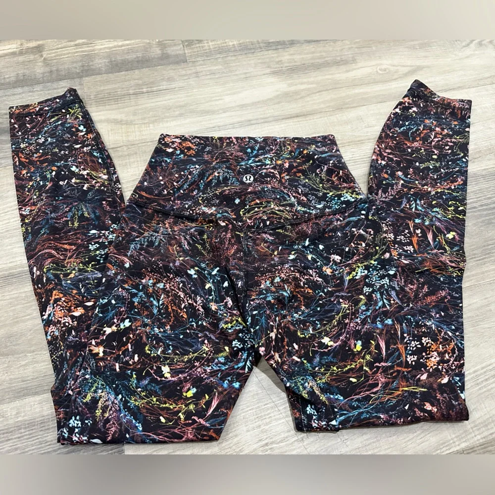 Lululemon Align High-Rise Pant 25 Foliage Overlay Multi Yoga Leggings Size 2 - Picture 1 of 7